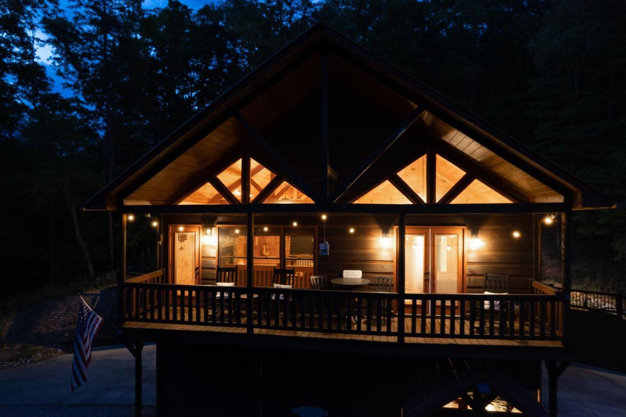Trout N' About Your Blue Ridge Mountains Retreat, Hot Tub + Game Room! Ellijay Kültér fotó