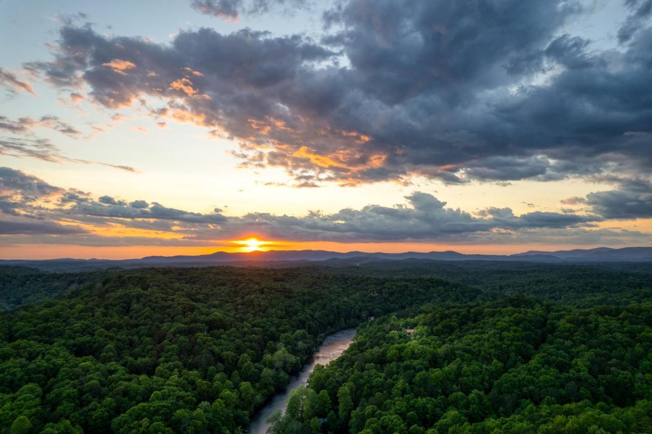 Trout N' About Your Blue Ridge Mountains Retreat, Hot Tub + Game Room! Ellijay Kültér fotó