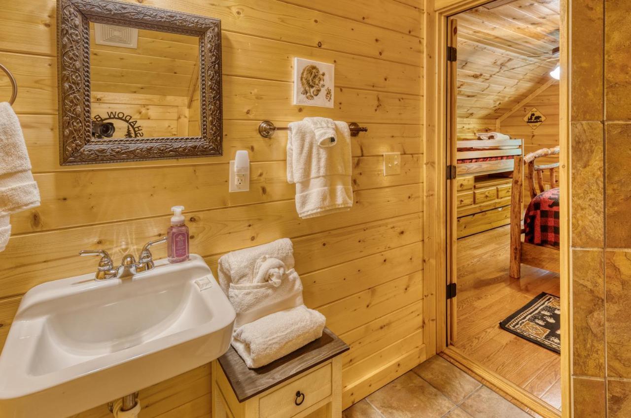 Trout N' About Your Blue Ridge Mountains Retreat, Hot Tub + Game Room! Ellijay Kültér fotó