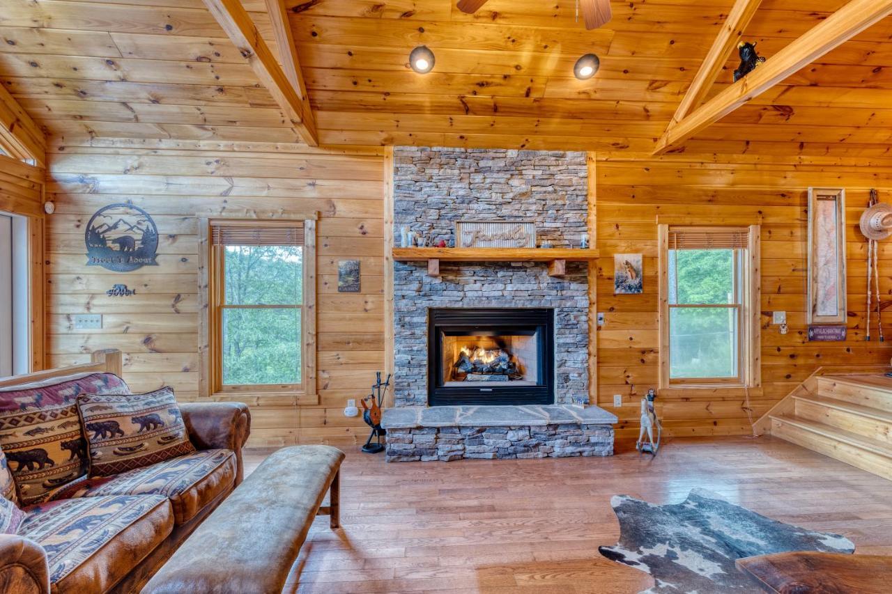 Trout N' About Your Blue Ridge Mountains Retreat, Hot Tub + Game Room! Ellijay Kültér fotó