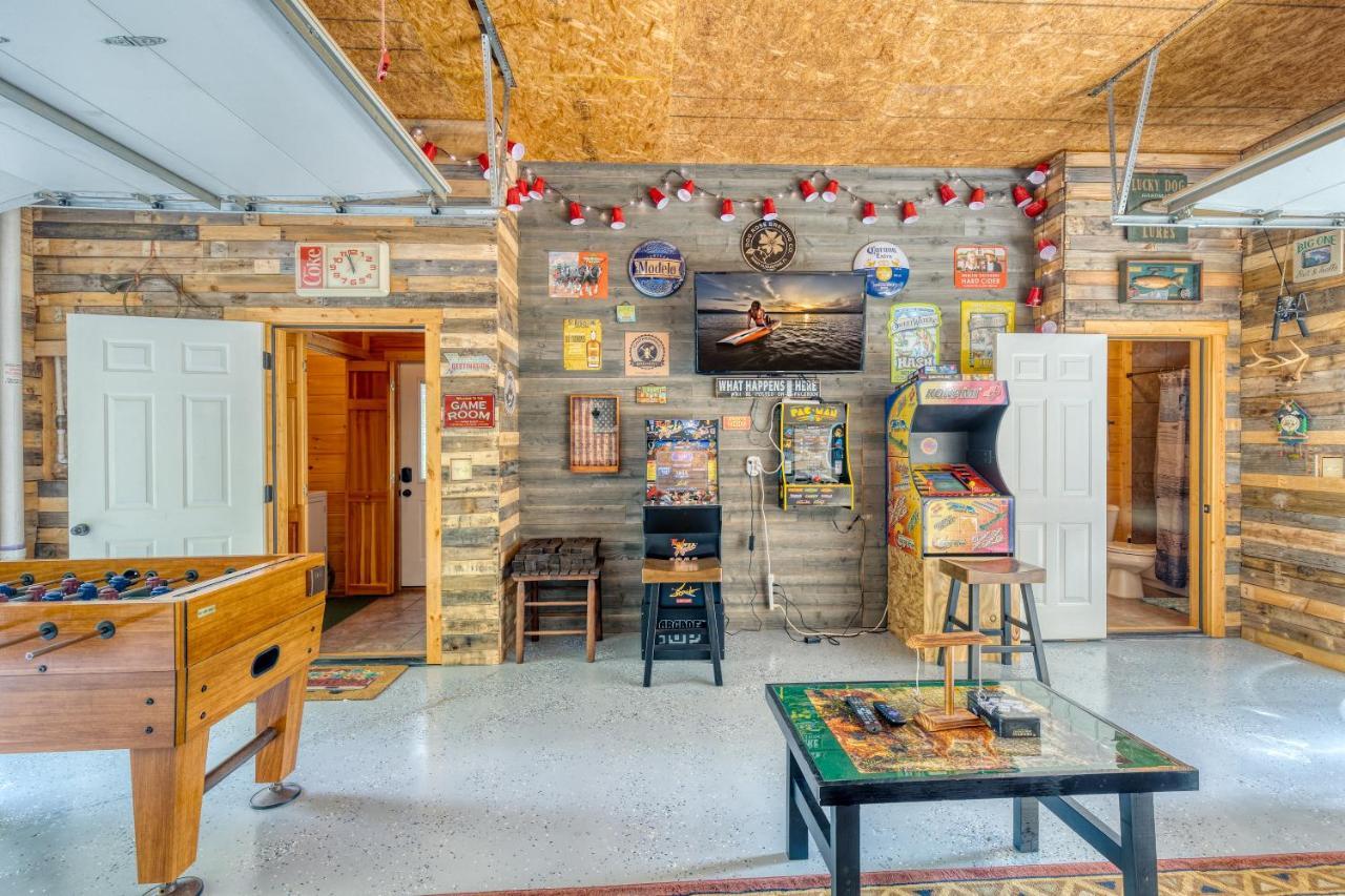 Trout N' About Your Blue Ridge Mountains Retreat, Hot Tub + Game Room! Ellijay Kültér fotó